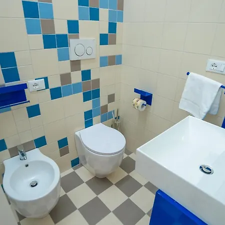 Eden Conero Centro ヌマーナ